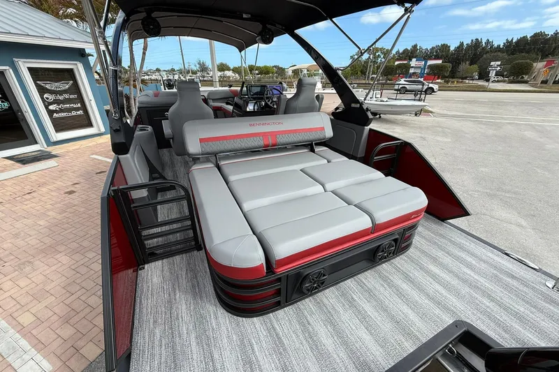 Slide: The Image of 2026 Bennington 26 M Center Swingback boat with luxurious seating and modern design. - 5