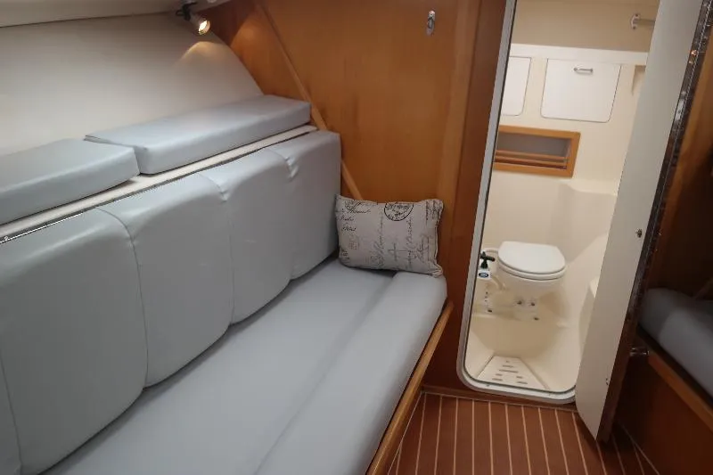 Slide: The Image of Luhrs 29 Open 2000 - 2