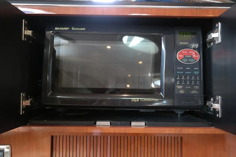 Slide: The Image of Sea Ray Express Cruiser 2003 - 5