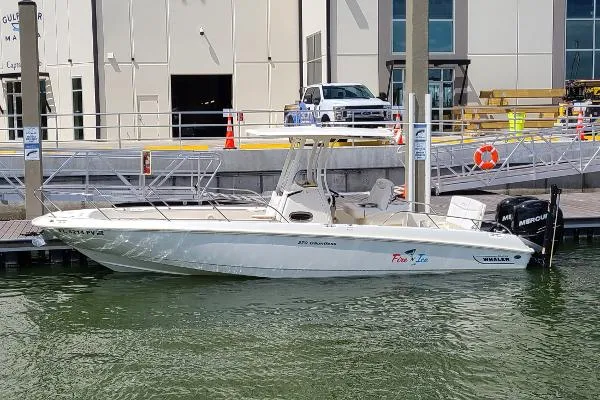 Slide: The Image of Boston Whaler 270 Dauntless 2014 - 0
