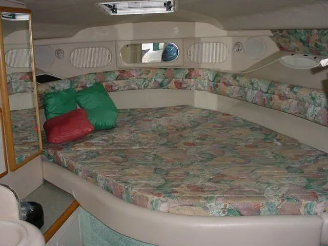 Slide: The Image of Sea Ray 330 Sundancer 1996 - 2