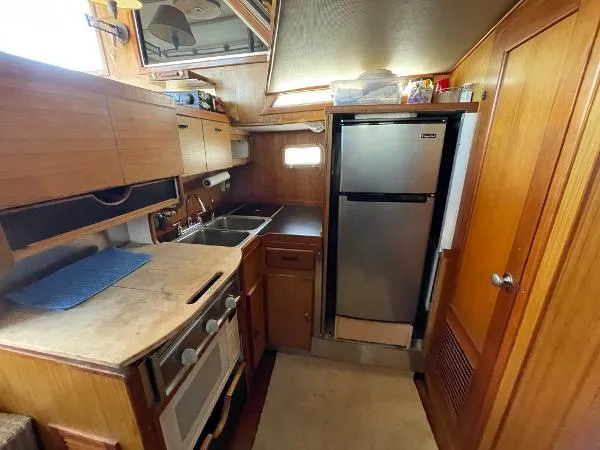 Slide: The Image of President Aft Cabin 1981 - 7