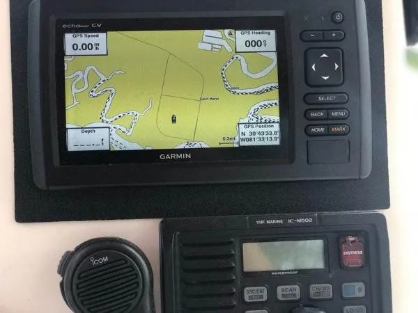 Slide: The Image of Boston Whaler 210 Outrage 2002 - 10