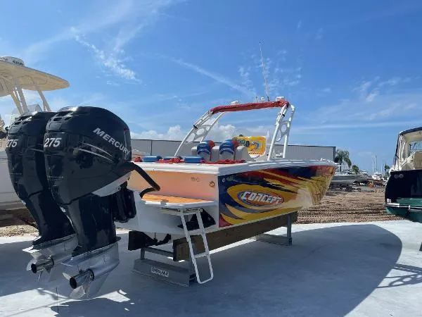 Slide: The Image of Concept Boats 36 Cuddy Center Console 2007 - 0