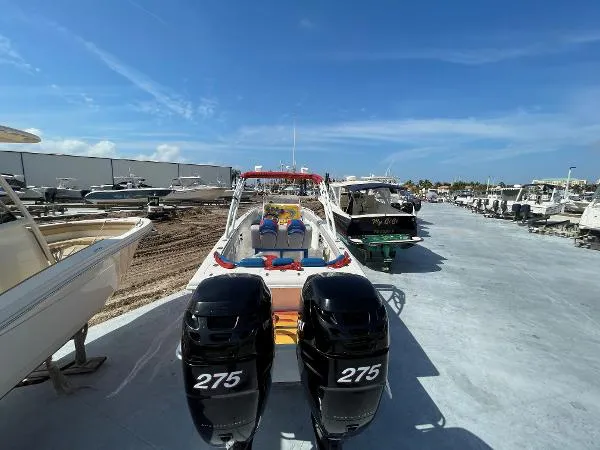 Slide: The Image of Concept Boats 36 Cuddy Center Console 2007 - 7