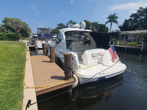 Slide: The Image of Sea Ray 40 Sundancer 2009 - 3