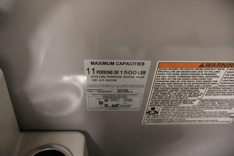 Slide: The Image of Capacity label on 2021 Sylvan 8522 Mirage boat, 11 persons or 1500 lbs. - 27