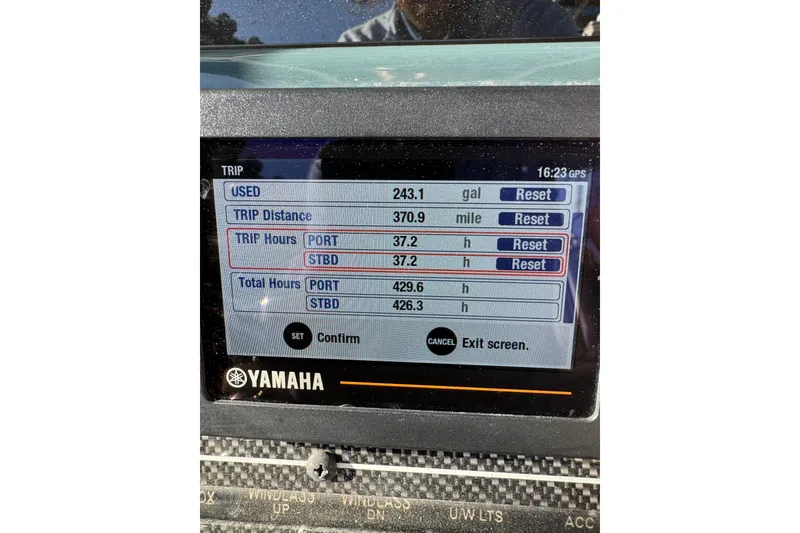 Slide: The Image of Yamaha display showing trip data for 2020 Tidewater 280 CC Adventure boat. - 64