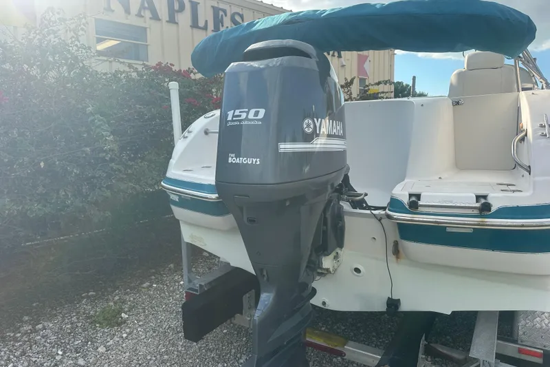 Slide: The Image of 2004 Vectra S-215 boat with Yamaha 150 outboard motor in Naples. - 3
