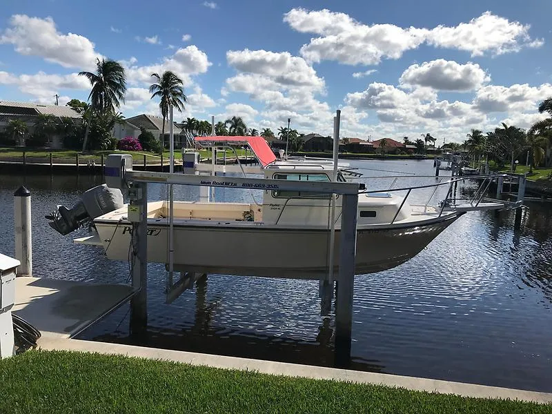 Slide: The Image of Parker Marine 2320 SL Sport Cabin 2011 - 3