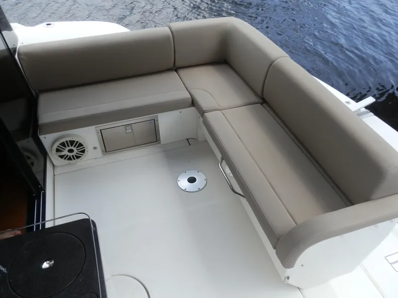 Slide: The Image of Sea Ray 470 Sundancer 2015 - 4