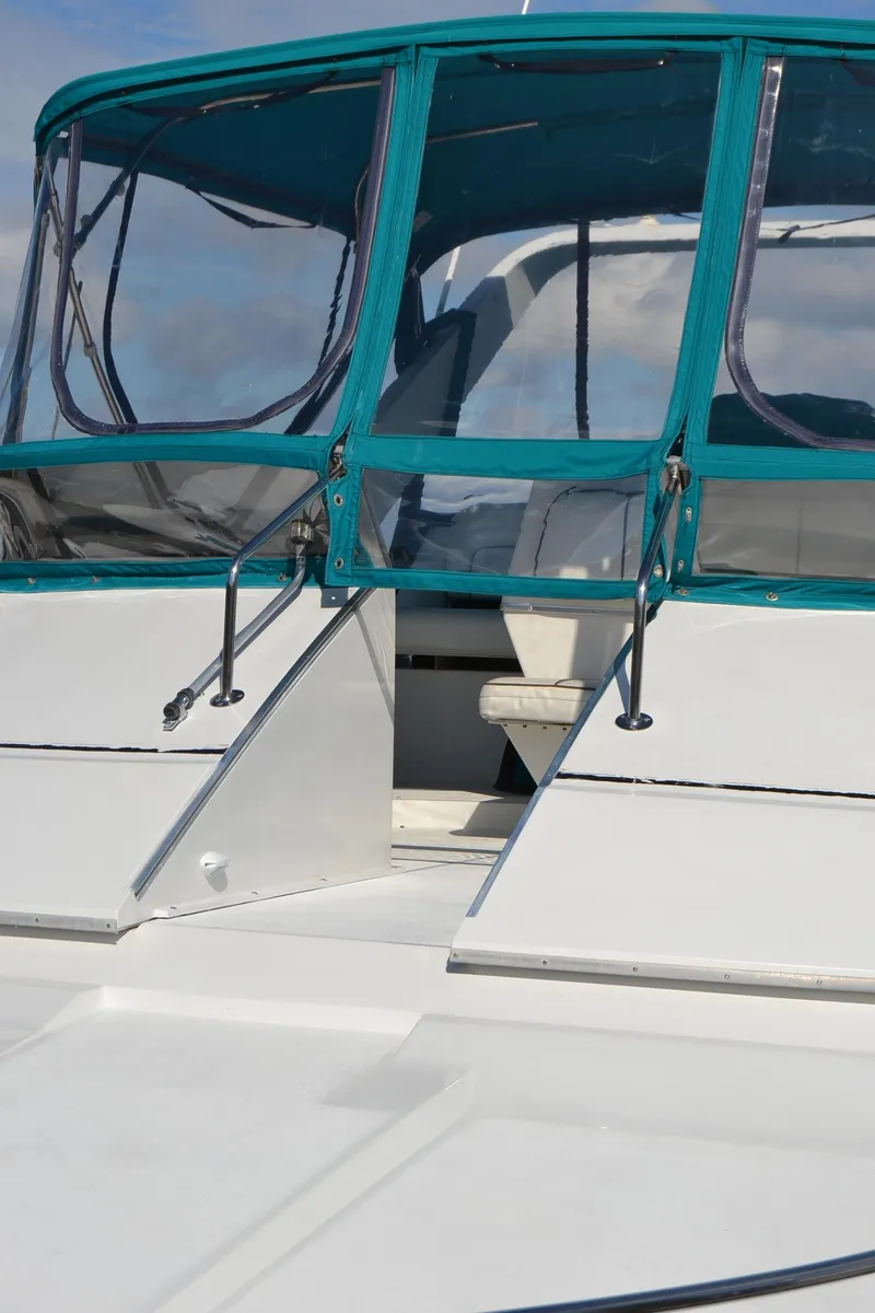 Slide: The Image of Carver Yachts 380 Santego 1996 - 3