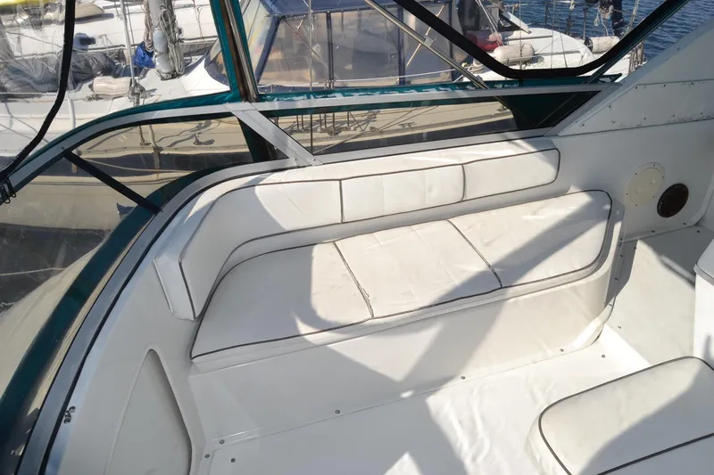 Slide: The Image of Carver Yachts 380 Santego 1996 - 4