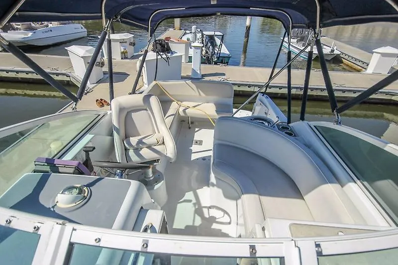 Slide: The Image of Chris-Craft 26 Constellation 2002 - 10