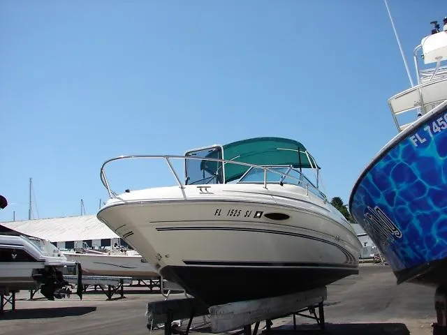 Slide: The Image of Sea Ray 215 Express Cruiser 1997 - 0
