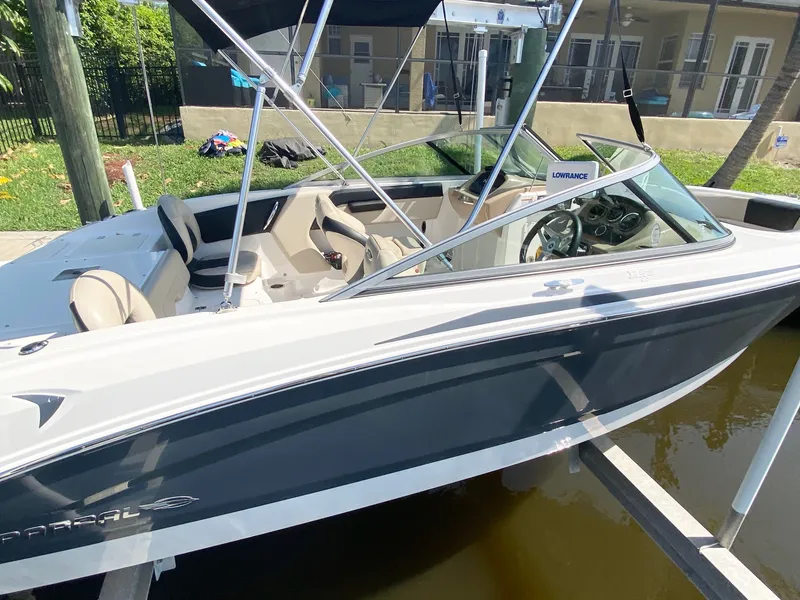 Slide: The Image of Chaparral 21' Ski/Fish H2O 2017 - 1