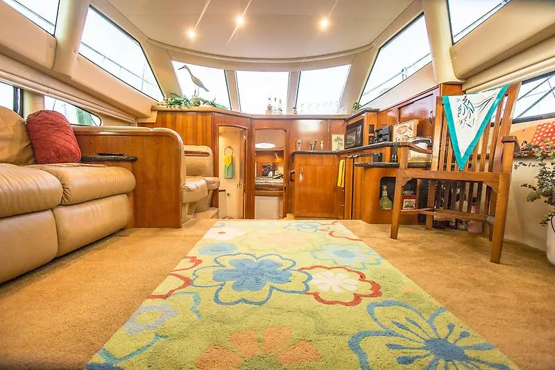 Slide: The Image of Carver Yachts 366 Motor Yacht 2004 - 4