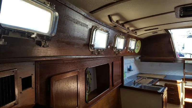 Slide: The Image of Watkins 33 Sloop 1984 - 4
