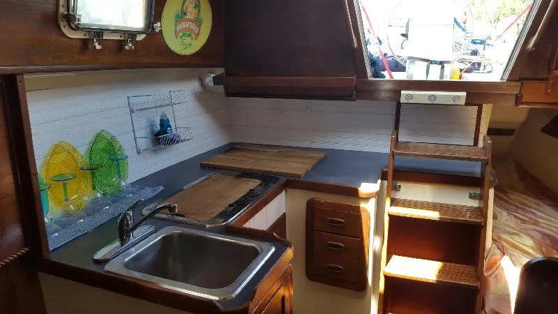Slide: The Image of Watkins 33 Sloop 1984 - 8
