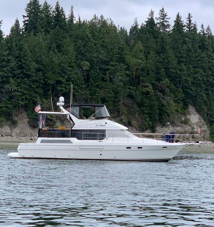 Slide: The Image of Bayliner 4587 1994 - 0