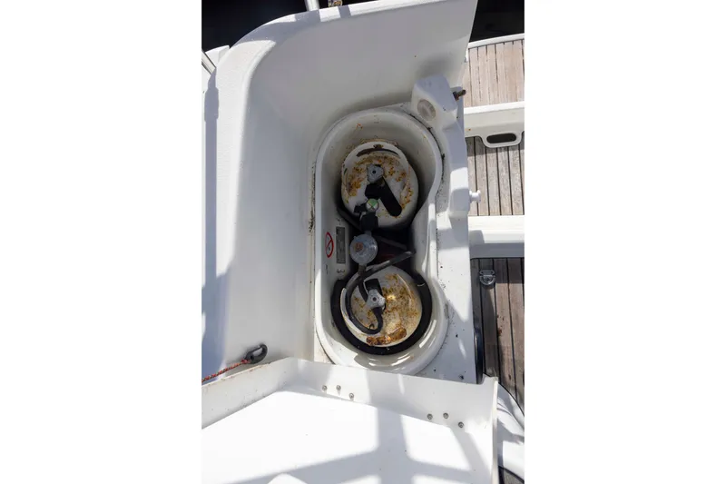 Slide: The Image of Gas storage compartment on 2001 Jeanneau Sun Odyssey 43 DS sailboat deck. - 13