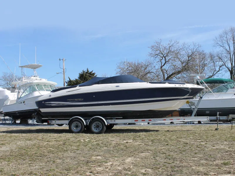 Slide: The Image of Monterey Bowrider 2002 - 0