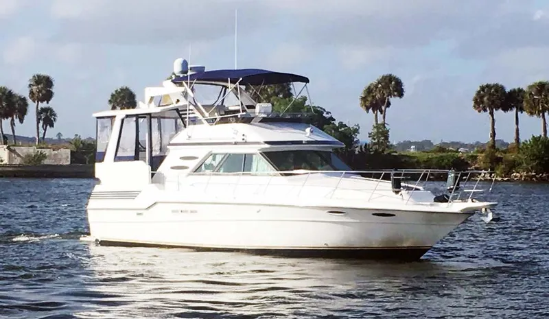 Slide: The Image of Sea Ray 415 Aft Cabin 1988 - 0