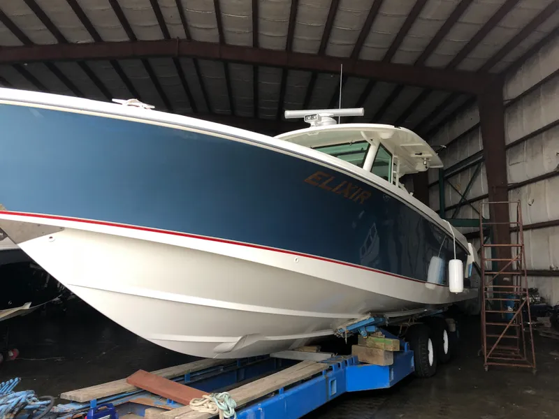Slide: The Image of Boston Whaler 370 Outrage 2015 - 0