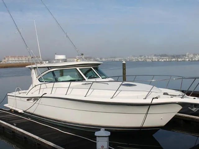 Slide: The Image of Tiara 3800 Open 2003 - 0