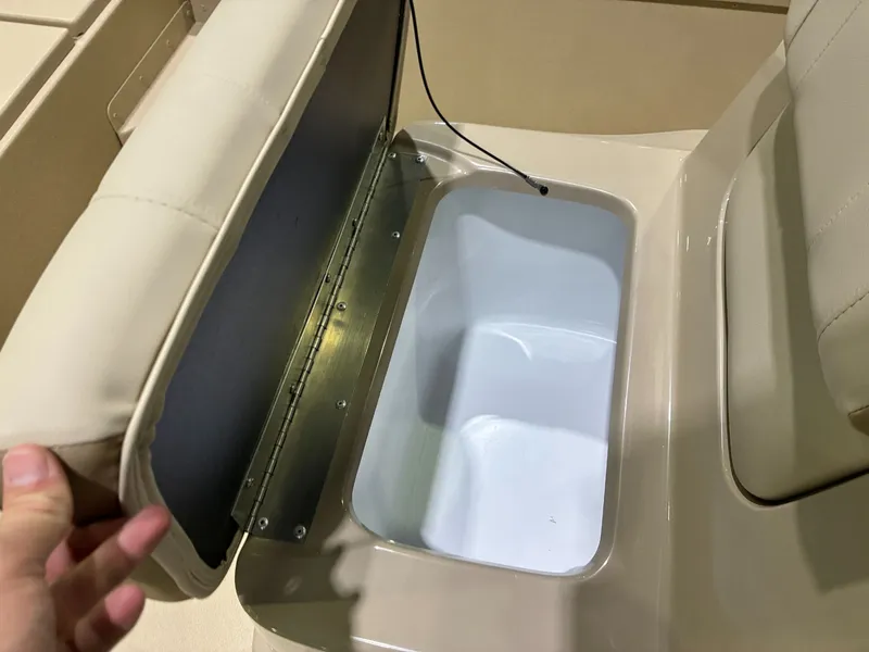 Slide: The Image of G3 Bay 17 boat, open seat with storage compartment, 2026 model. - 10