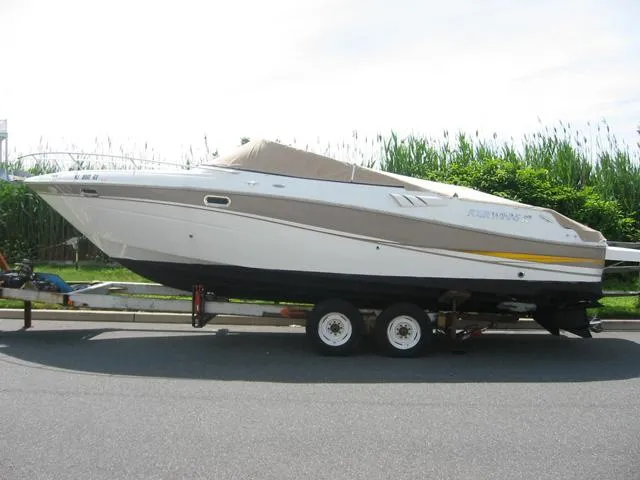 Slide: The Image of Four Winns 285 Sundowner 2002 - 0