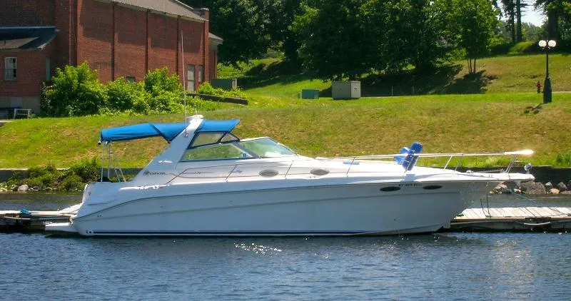 Slide: The Image of Sea Ray 330 Sundancer Express Cruiser 1997 - 0