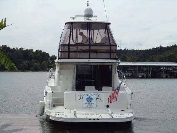 Slide: The Image of Sea Ray 500 Sedan Bridge 2005 - 4