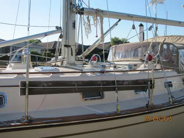 Slide: The Image of Island Packet 37 1995 - 4