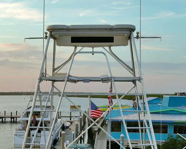 Slide: The Image of Hatteras 52 Convertible 1985 - 4