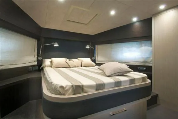 Slide: The Image of Uniesse 70 Sport 2009 - 9