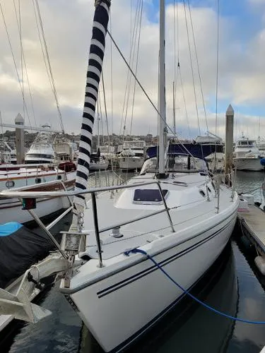 Slide: The Image of Catalina 36 Mk II 2007 - 0