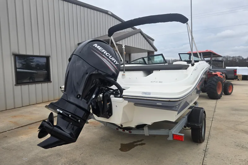 Slide: The Image of 2019 Sea Ray SPX 190 Outboard boat with Mercury engine on trailer. - 5
