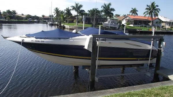 Slide: The Image of Monterey 298 Bowrider 2001 - 1
