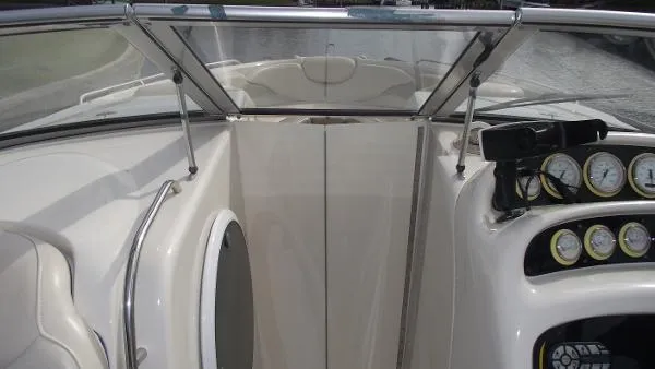 Slide: The Image of Monterey 298 Bowrider 2001 - 10