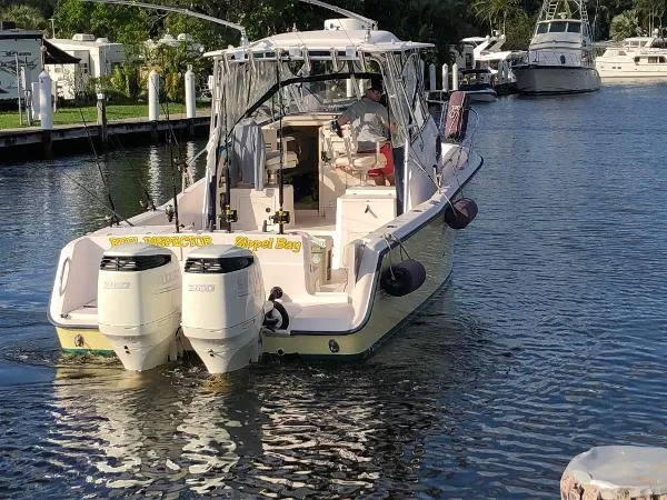 Slide: The Image of Grady-White Marlin 300 2000 - 1