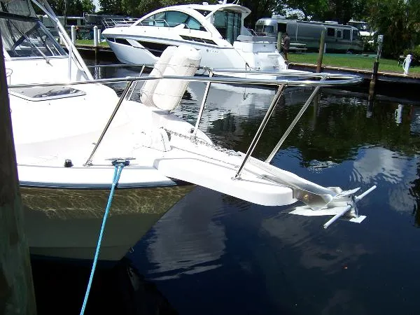 Slide: The Image of Grady-White Marlin 300 2000 - 8