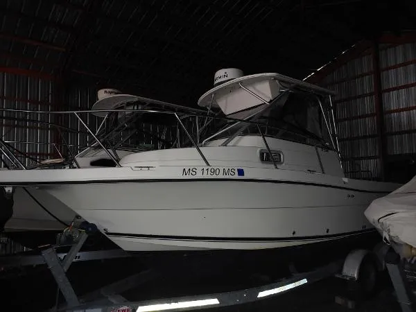 Slide: The Image of Robalo R235 Walkaround 2002 - 0