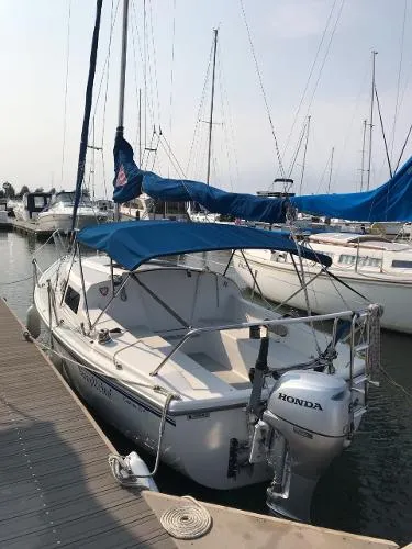 Slide: The Image of Catalina 22 MkII 2000 - 1