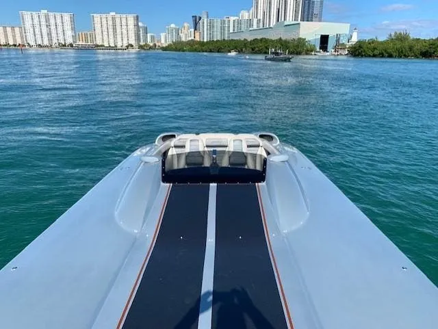Slide: The Image of Nor-Tech 3600 Supercat 2005 - 7