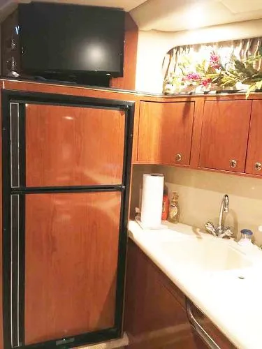 Slide: The Image of Sea Ray 410 Sundancer 2002 - 2