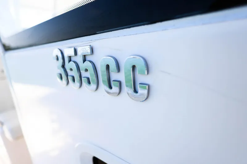 Slide: The Image of Close-up of 2015 Everglades 355 Center Console boat emblem. - 36
