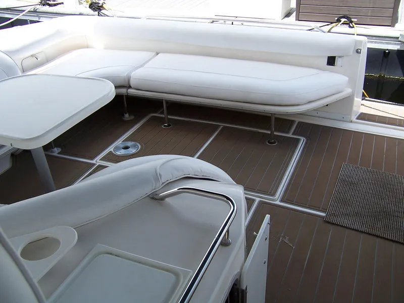 Slide: The Image of Sea Ray 450 Sundancer 1995 - 9