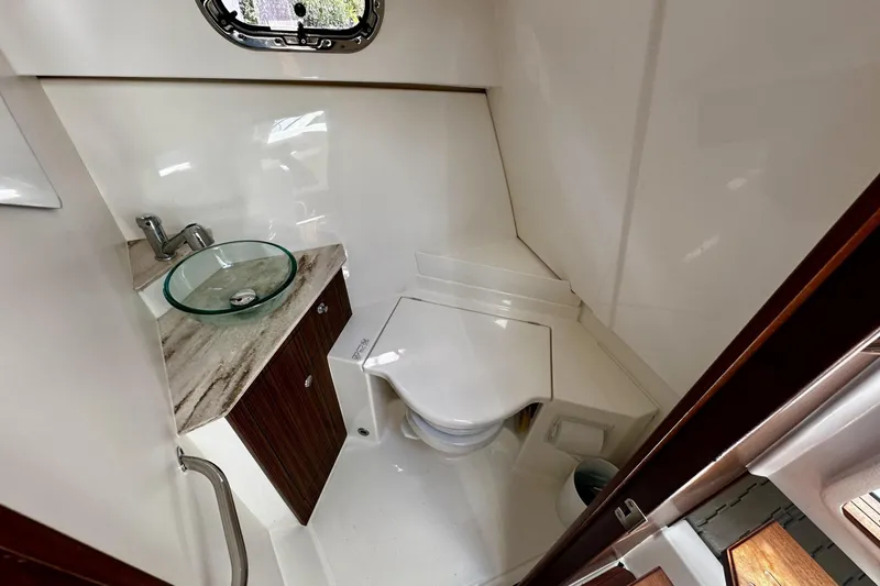 Slide: The Image of Pursuit 34 OS - Head - 29