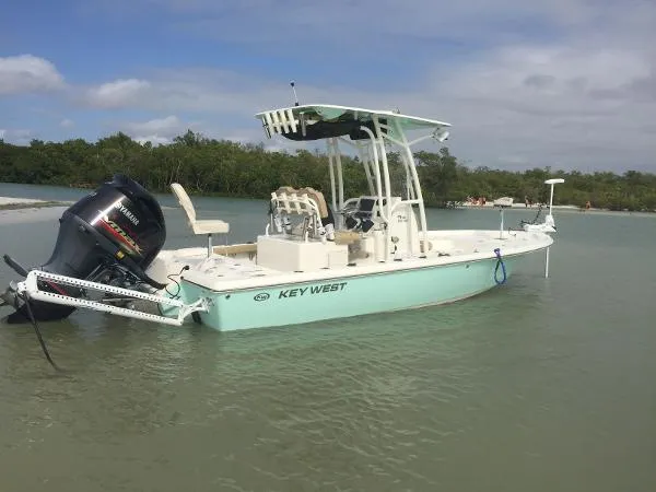 Slide: The Image of Key West 230 Bay Reef 2020 - 4